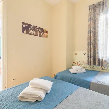 Family Seaview Balconies Hilda 90 Daire *